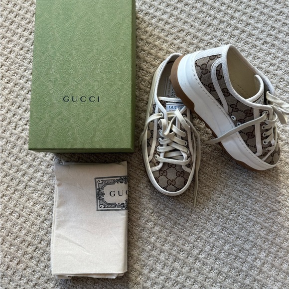 Gucci women’s GG sneaker size 37.5 E/ 7.5B - Picture 9 of 9